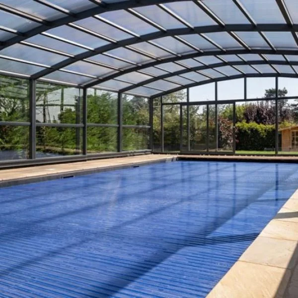 The Importance of a Swimming Pool Cover and How to Choose