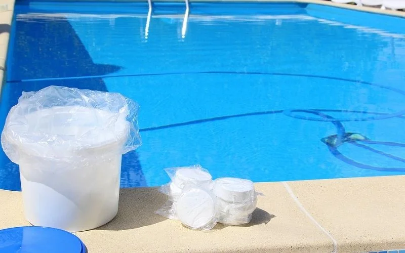 Properly Adding Chlorine Tablets to Your Pool