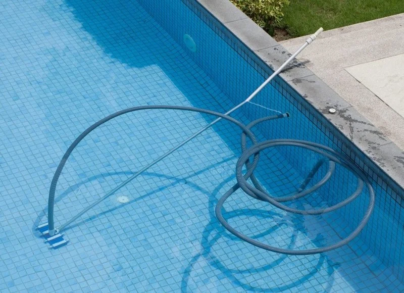 pool-maintenance-3