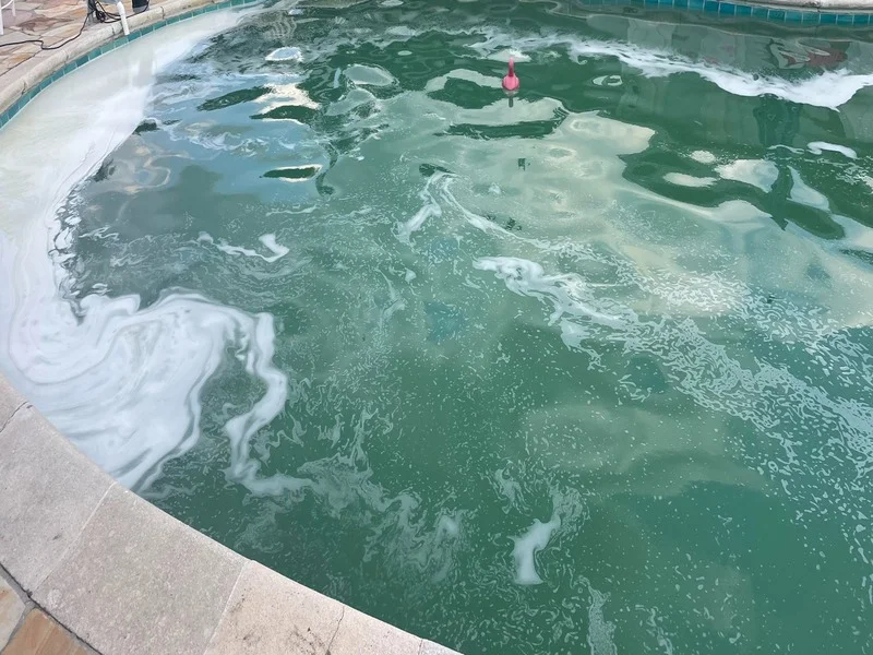 foam-in-pool-2